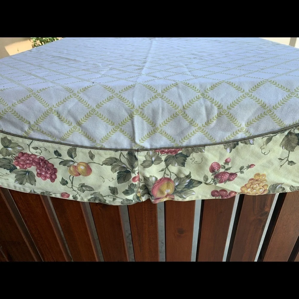 Table cloths